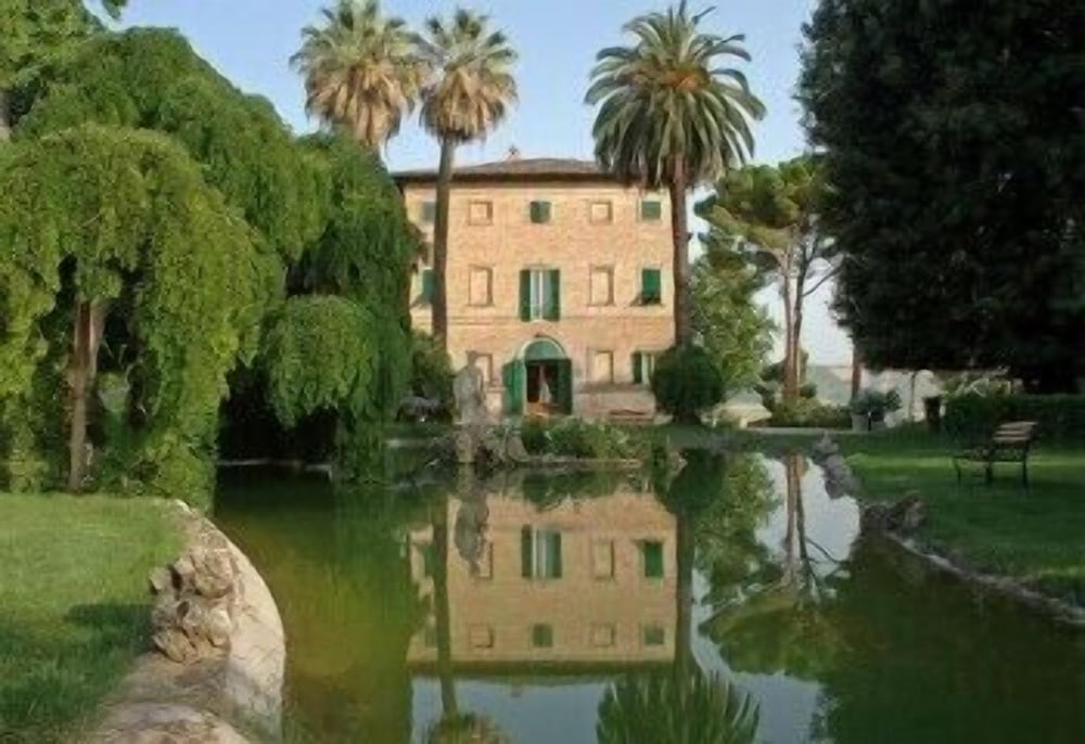 Borgo Storico Seghetti Panichi