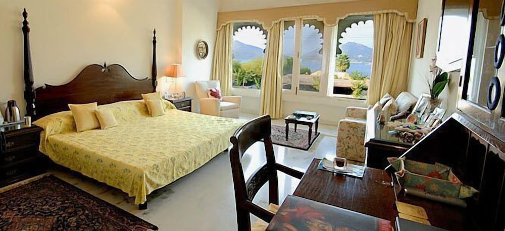 Ram Pratap Palace By Fateh Collection