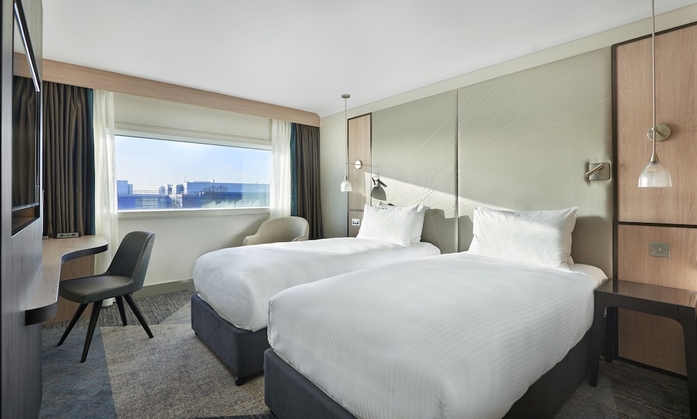 Hyatt Place London Heathrow Airport