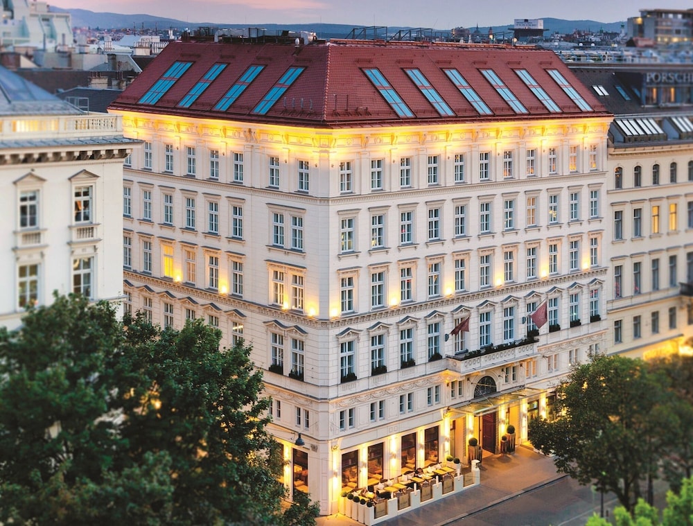 The Amauris Vienna