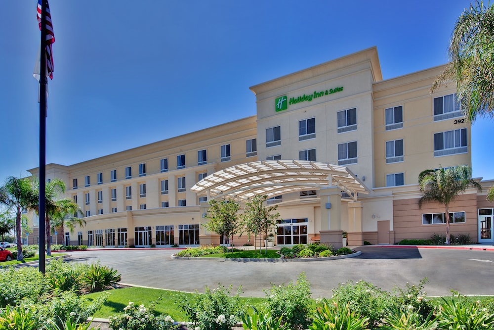 Holiday Inn Hotel & Suites Bakersfield, an IHG Hotel