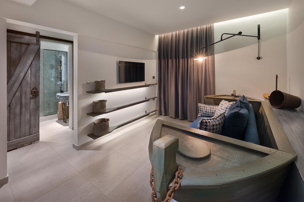 Elakati Luxury Boutique Hotel -Adults Only