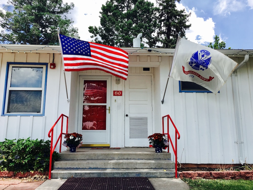 Canyon Inn - Downtown Los Alamos