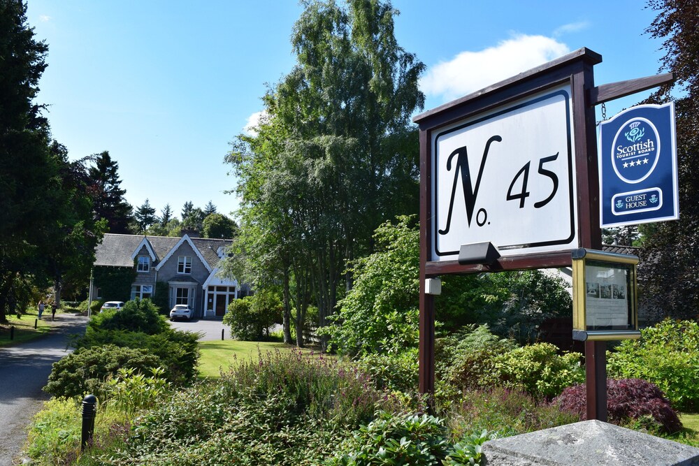 No 45, Ballater