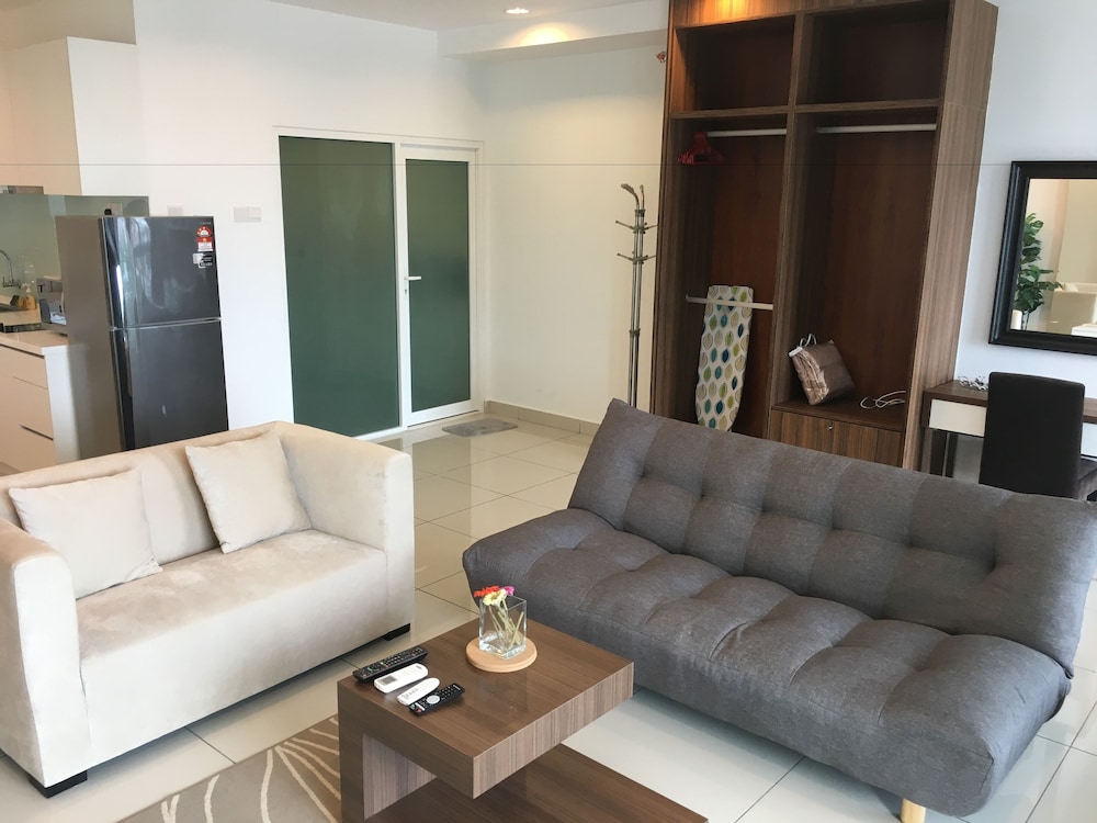 Mansion Deluxe Studio Suite
