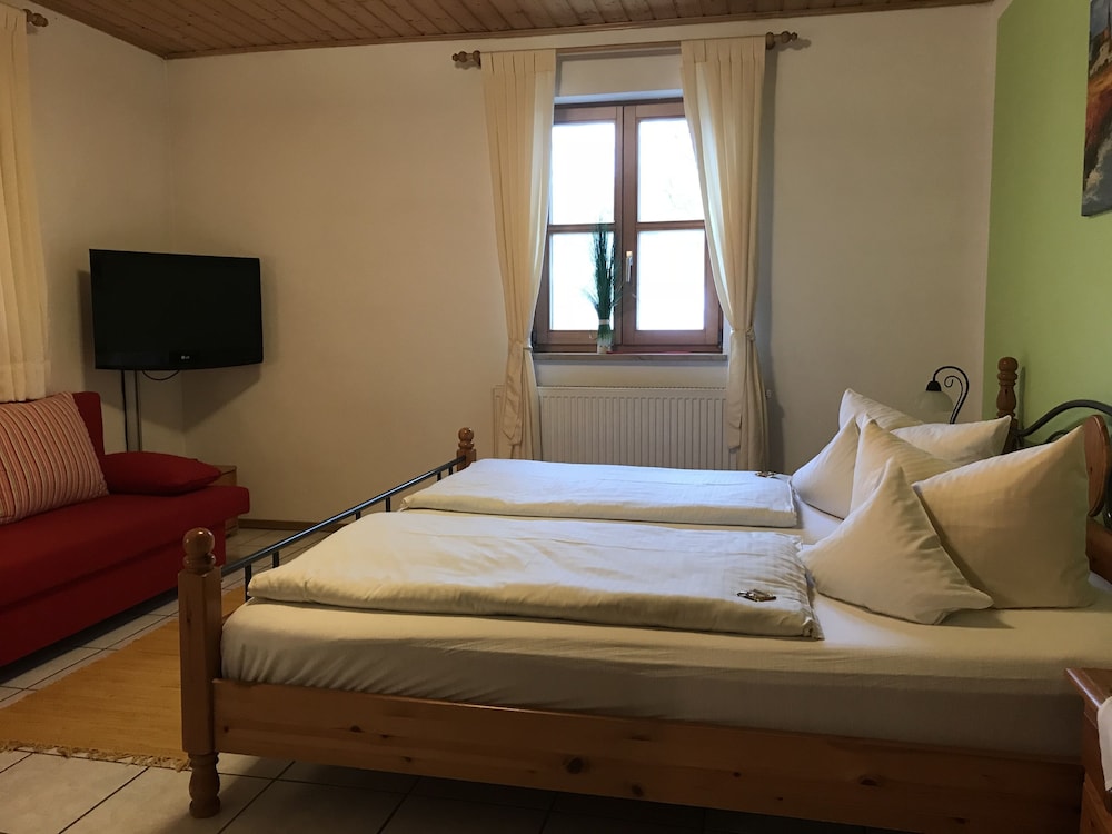 Hotel & Reiterhof Gut Weihersmühle