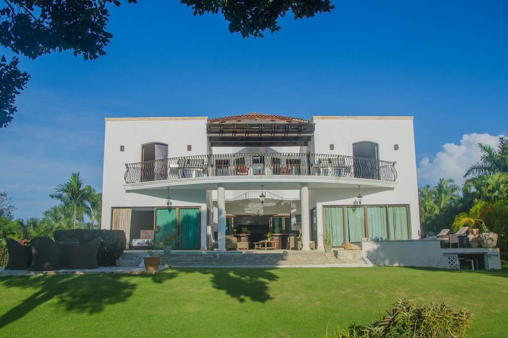 Luxury Villas at Tortuga Bay
