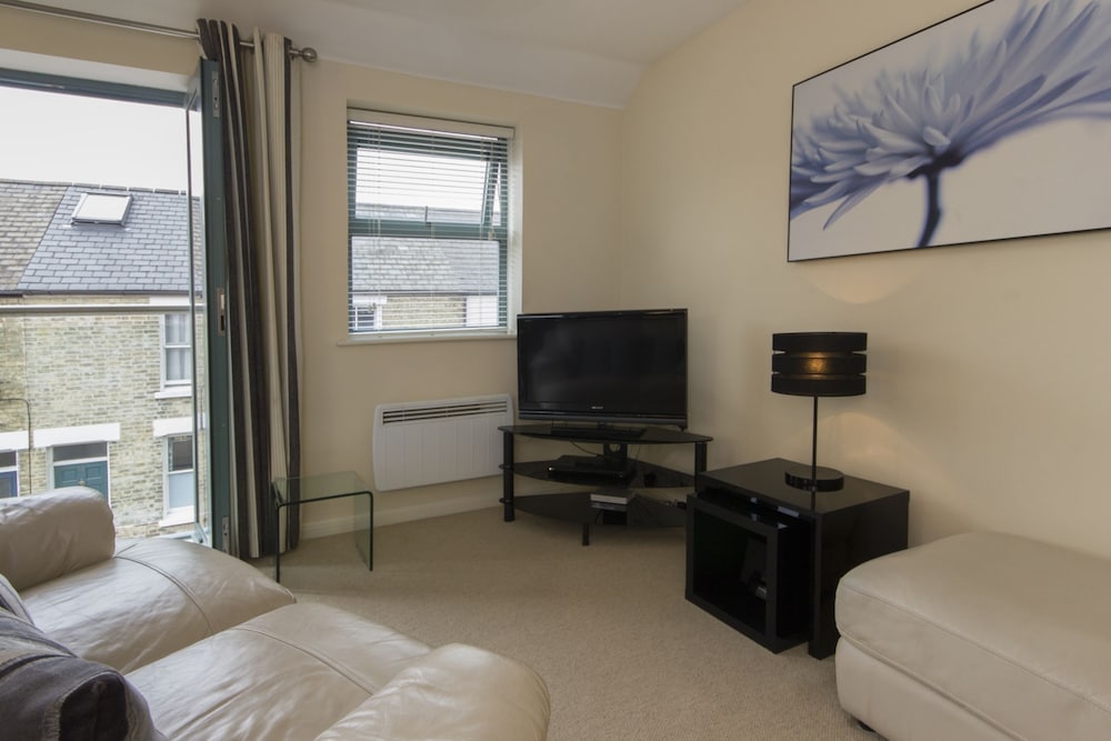 Citystay - Dove House