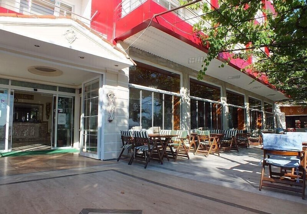 Acet Hotel