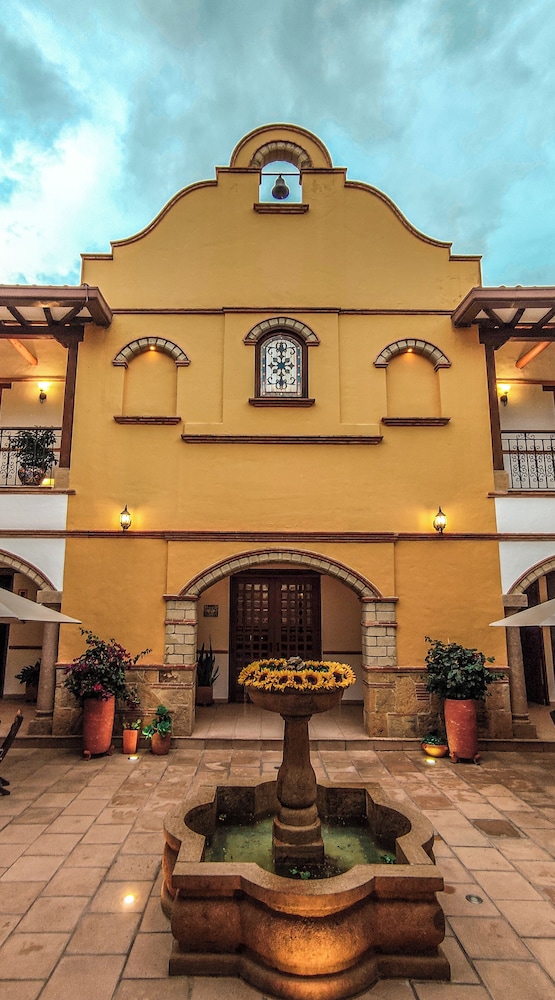 Maria Bonita Hotel