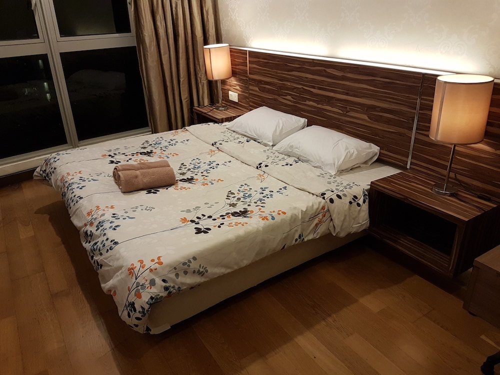 Regalia Studio 109 Suites