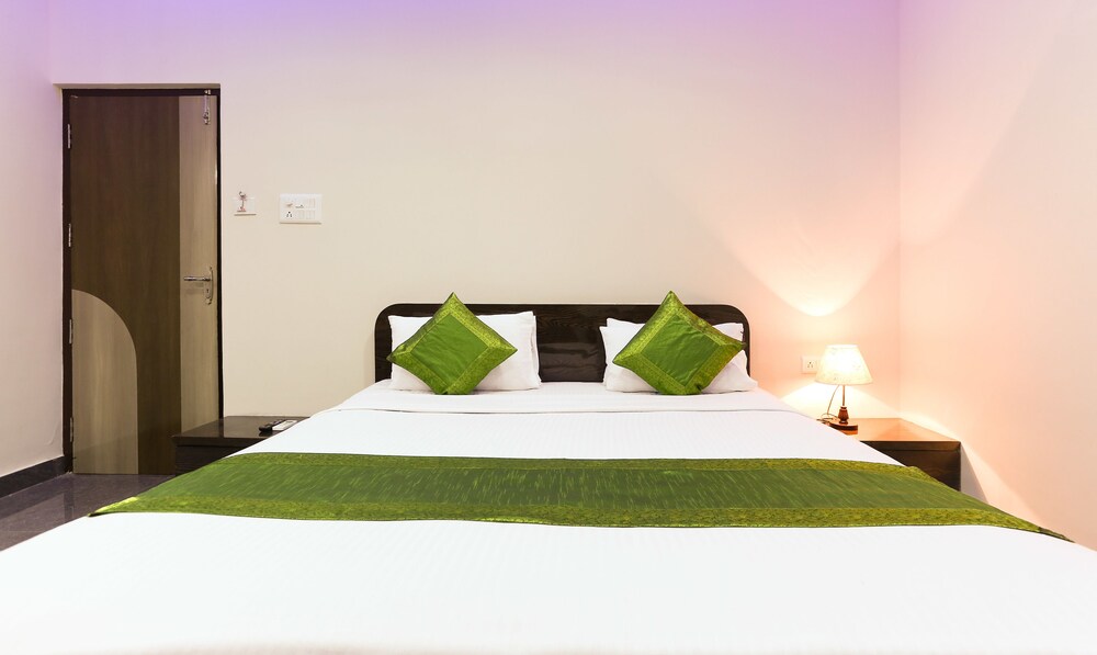 Treebo Manasa Residency