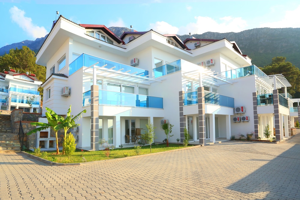Orka Royal Hills Apartments