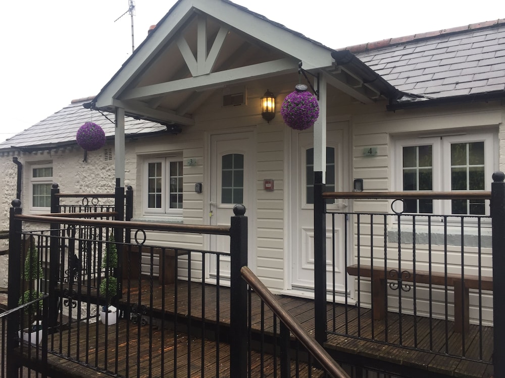 Findon Rest