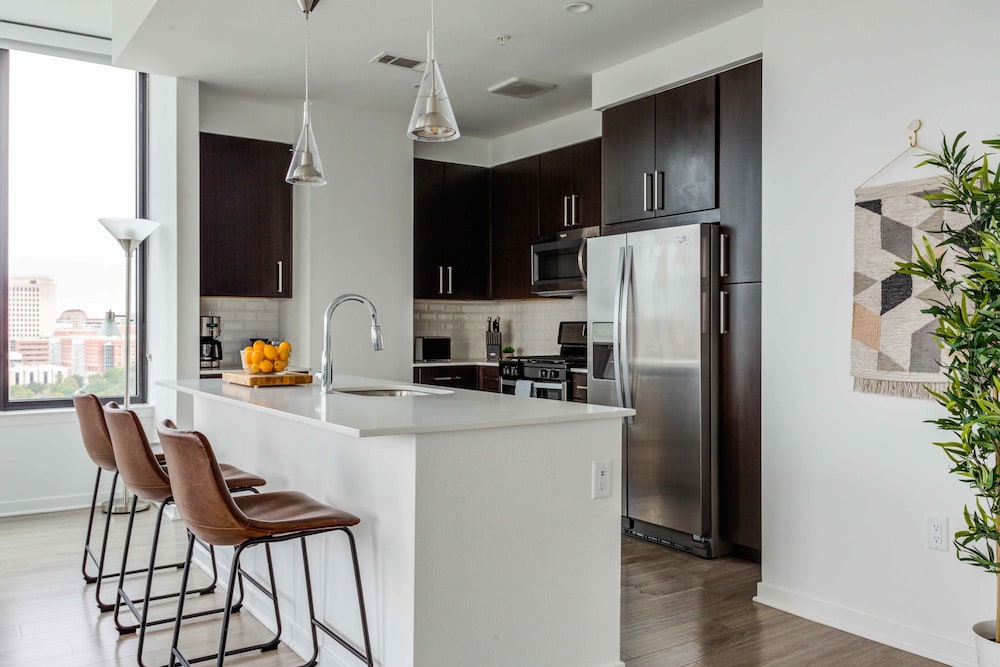 Locale Medical Center - Houston