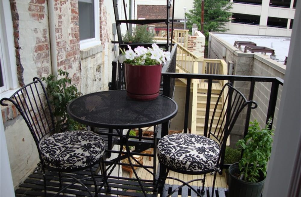 BlancNoir Bed & Breakfast