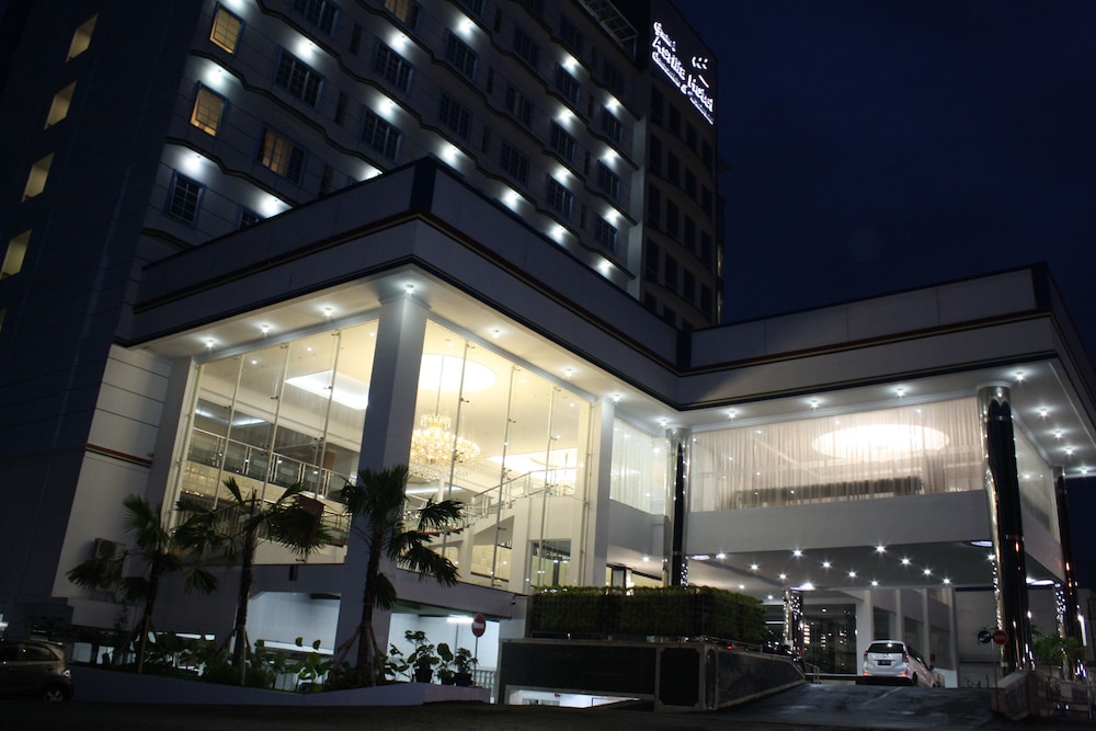 Grand Asrilia Hotel