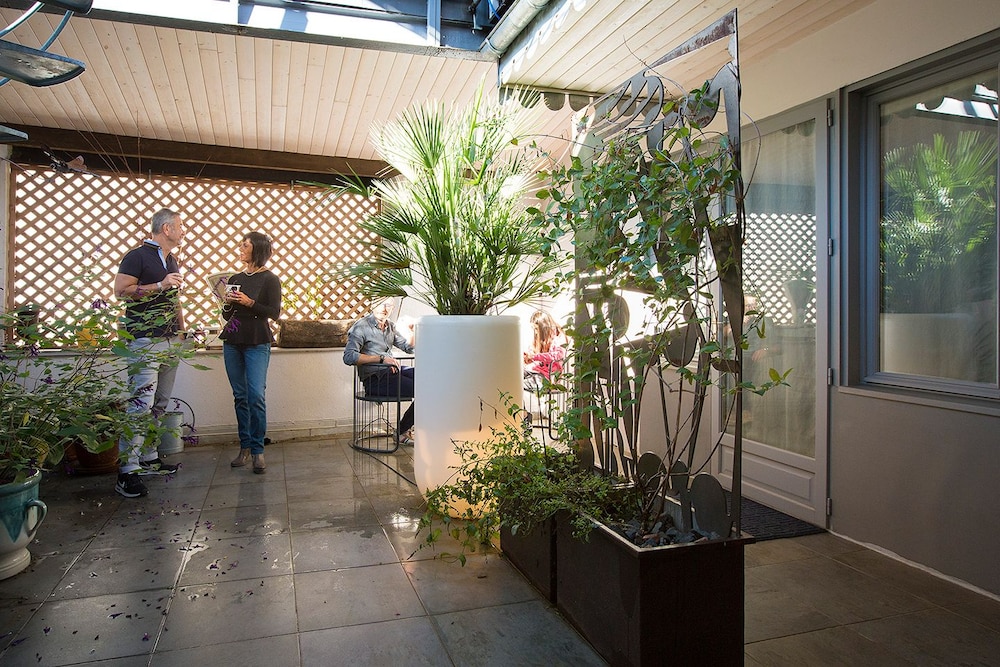 Les Terrasses De La Maison Pago