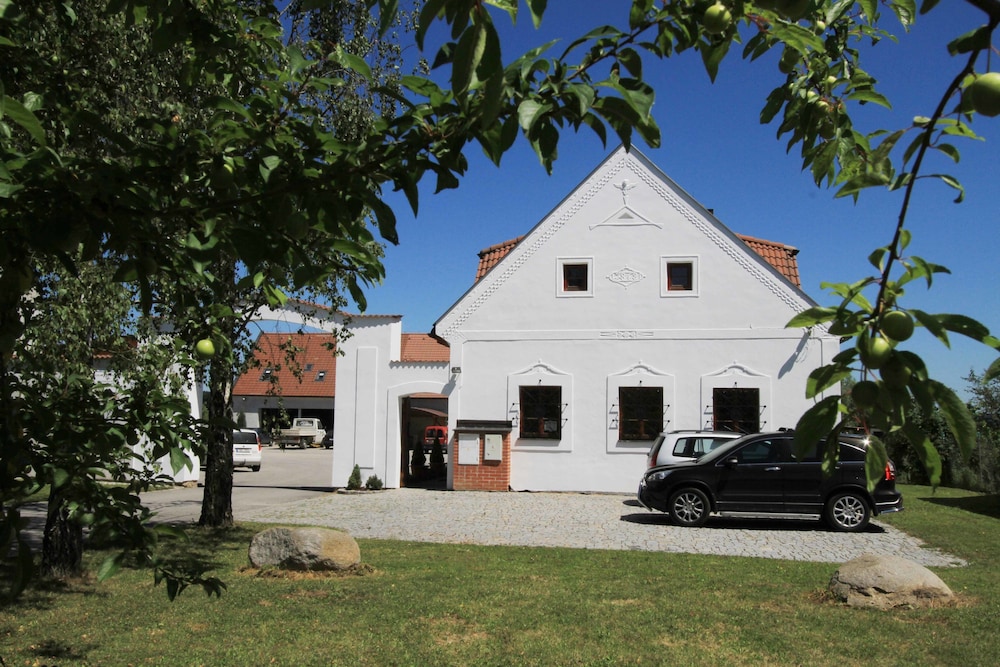 Hotel RKC Nové Dvory