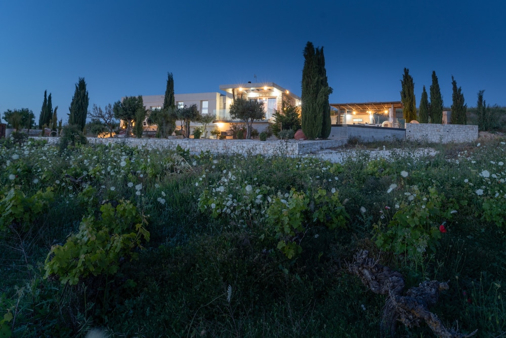 Ayia Marina Villa