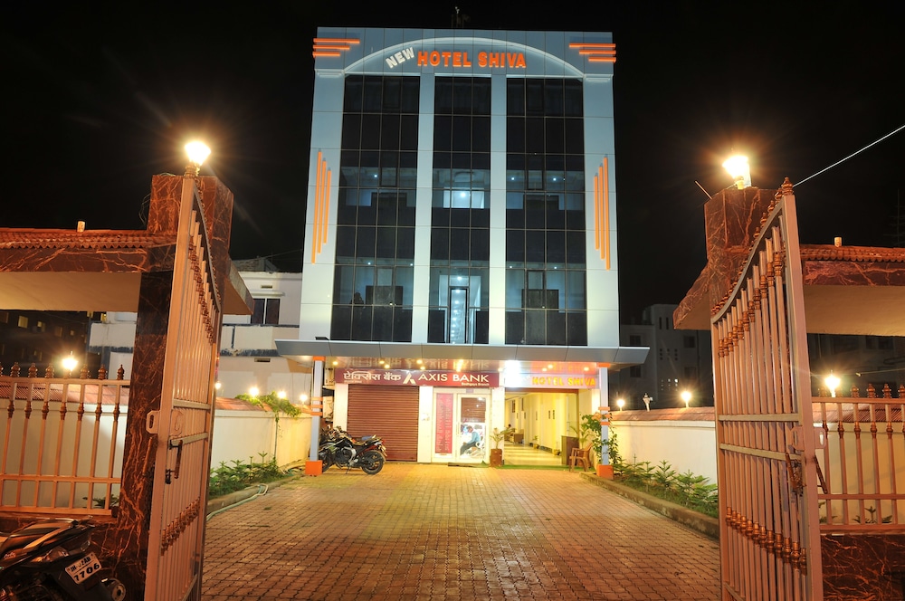 New Hotel Shiva