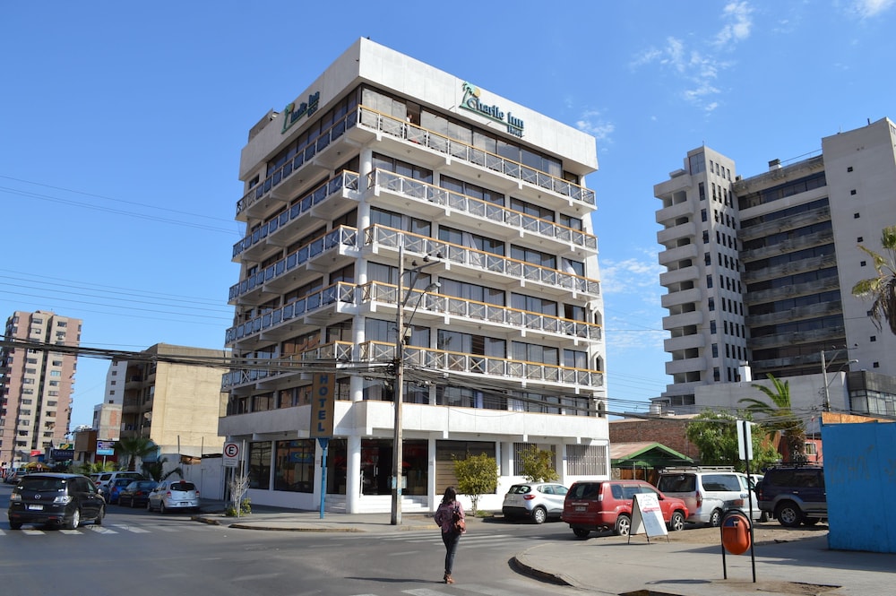 Hotel Charlie Inn