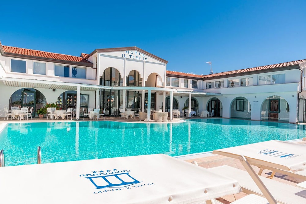 DONNARUMMA HOTEL