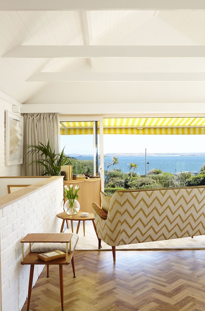 Sands Studio & Samphire Studio