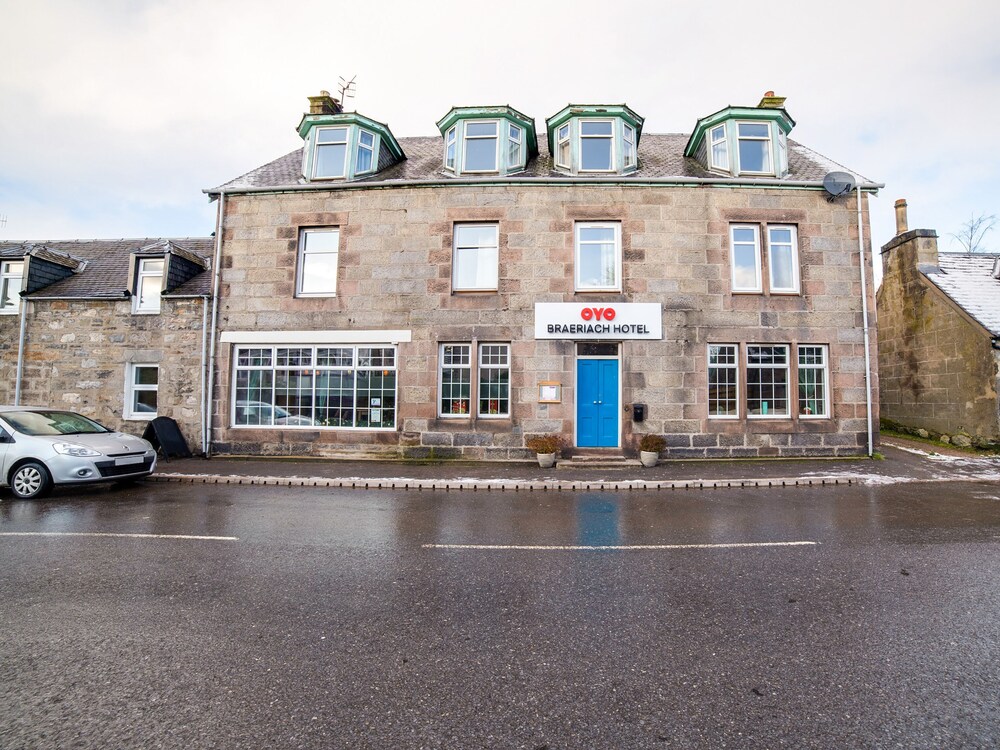 OYO Braeriach Hotel, Highlands Scotland