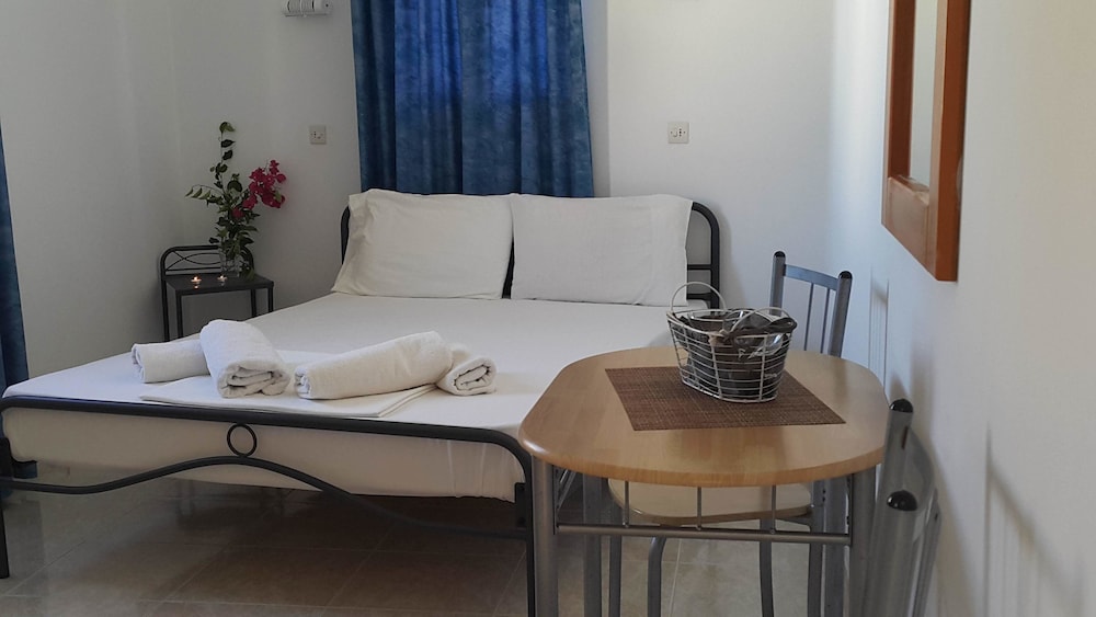 Lindos centre studios