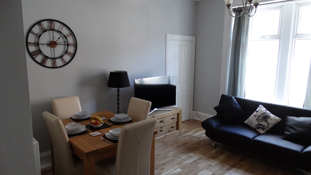 Portum -John St Apartment