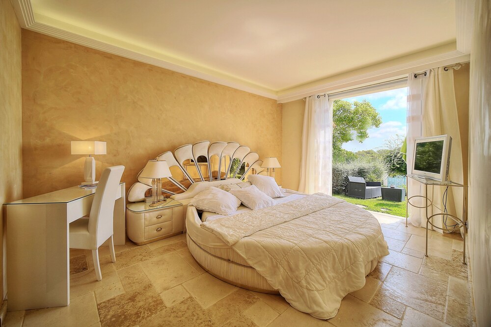 Suites de Prestige Mougins Cannes Grasse
