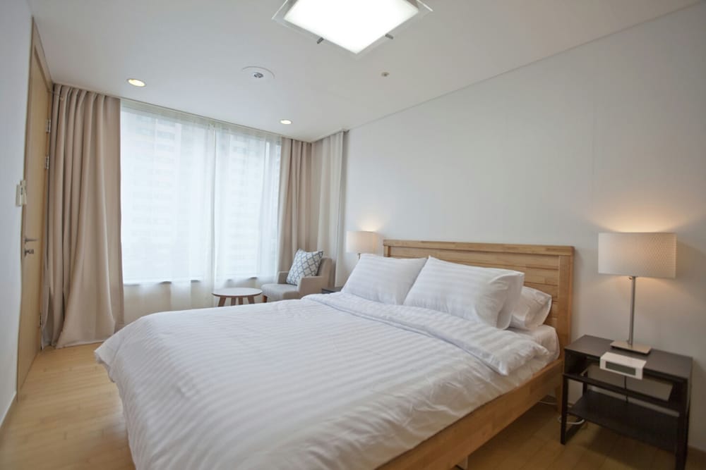 Jamsil Worldtower Galleria Apt B