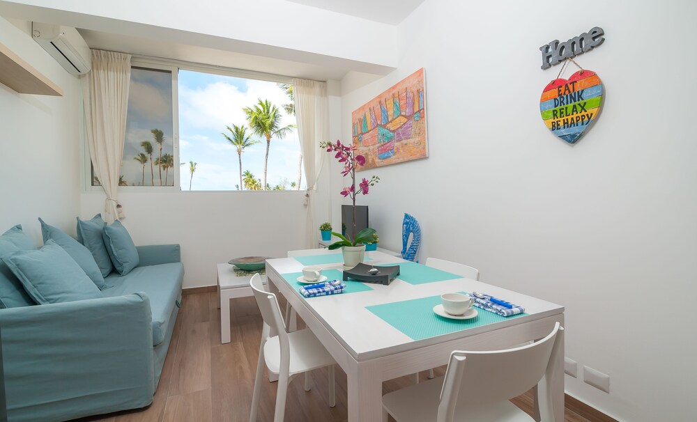 Ducassi VIP two steps to the beach