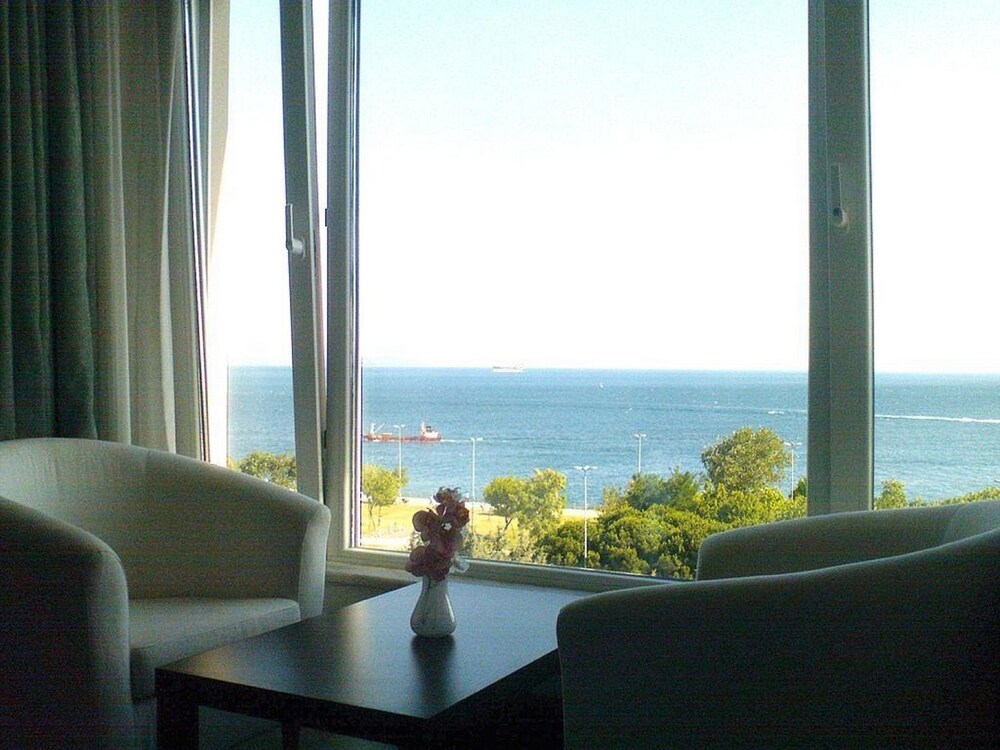 Marmara Konak Old City