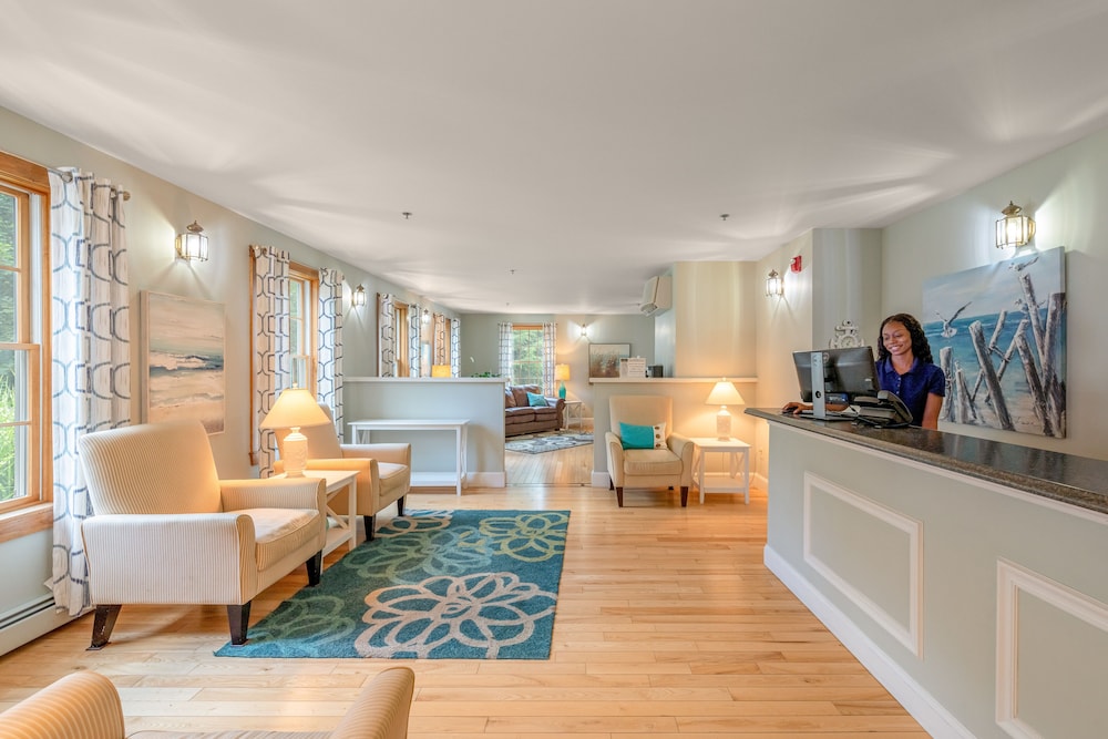 The Admiral's Inn Resort