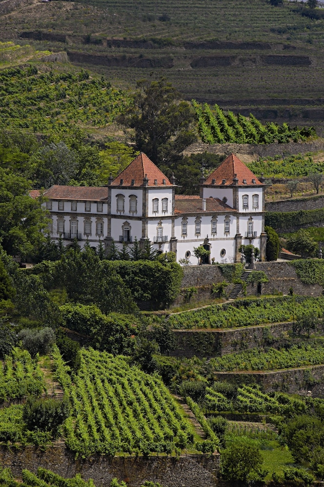 Casa das Torres de Oliveira