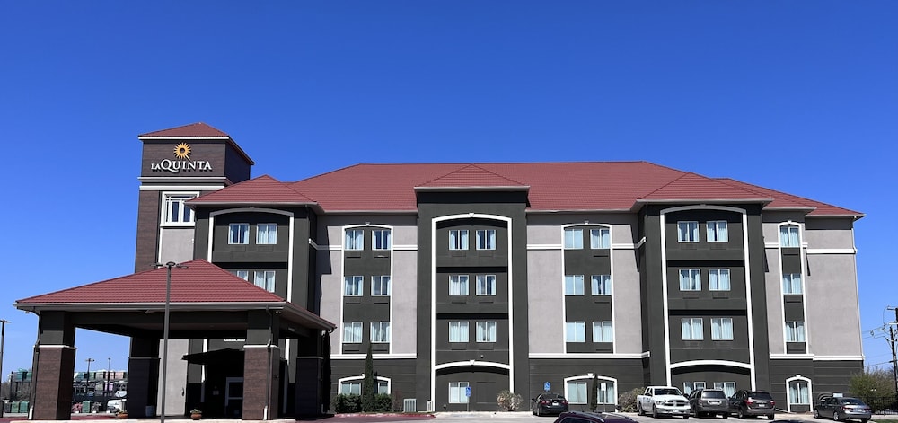 La Quinta Inn & Suites by Wyndham Brownwood