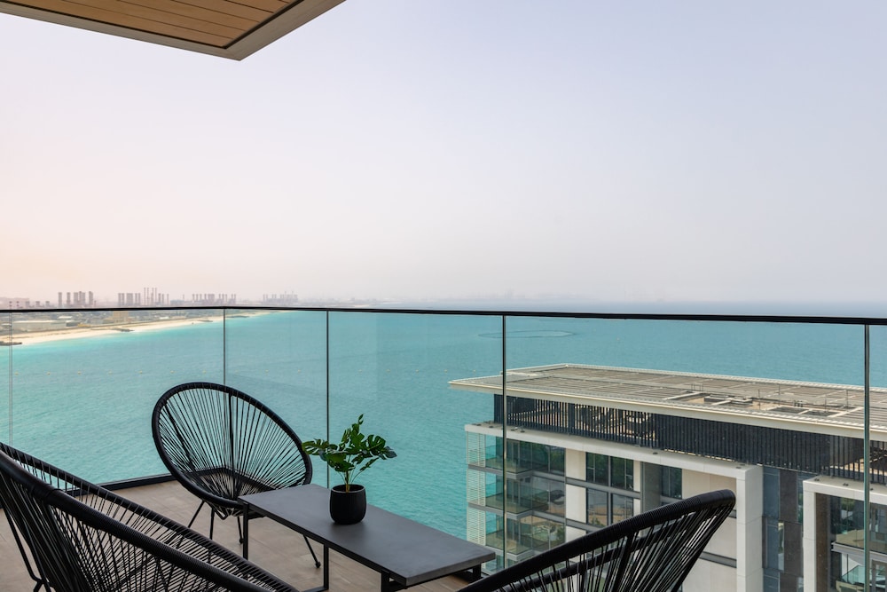 Maison Privee - Stunning Sea Views on Dubai’s New Luxury Island