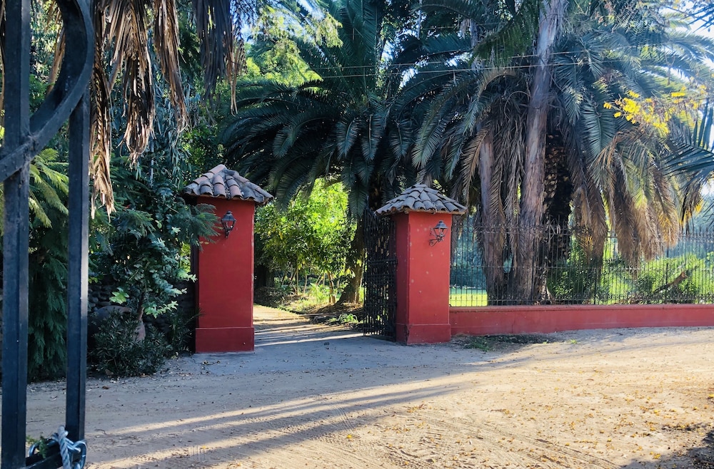 Casona Lo Aguirre