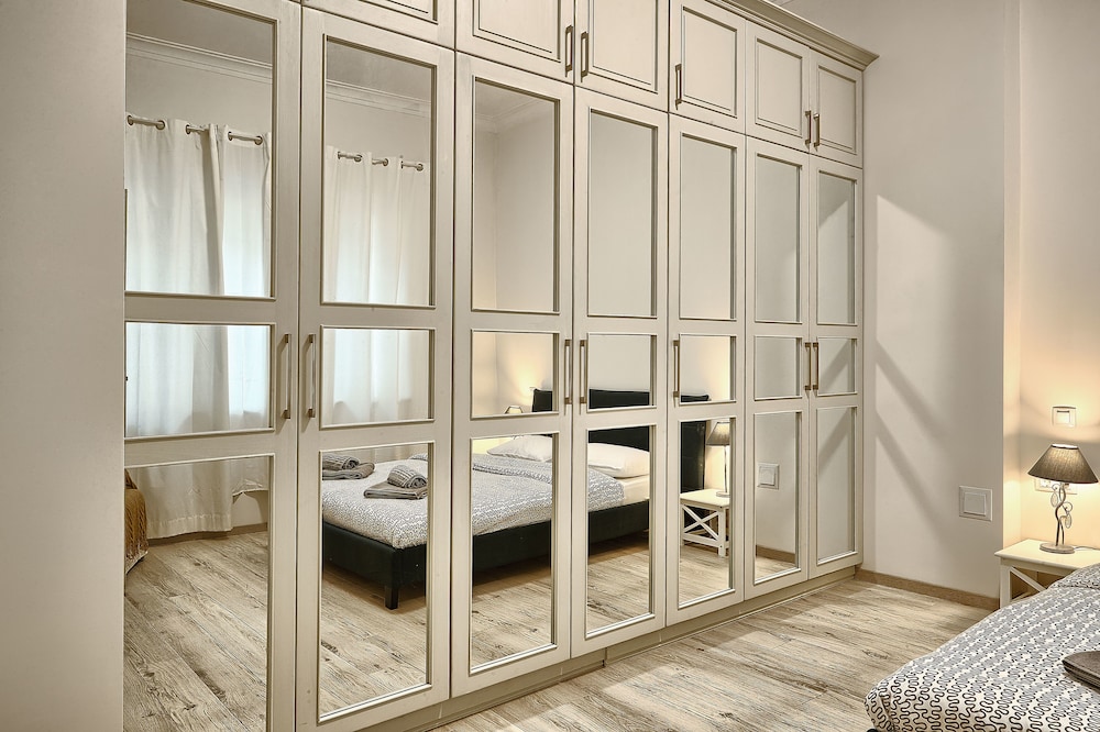 Baratero City II Apartment