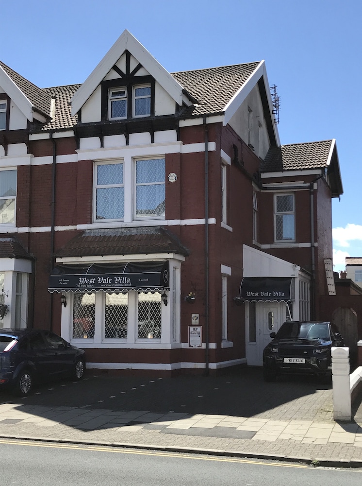 West Vale Villa Hotel