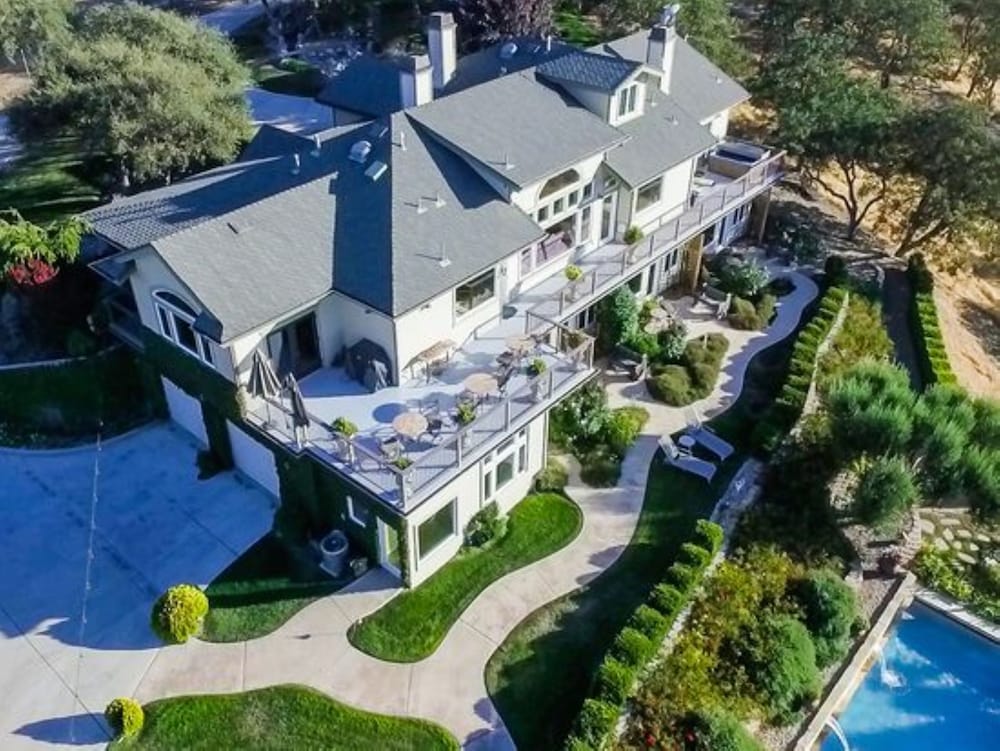 High Ridge Manor