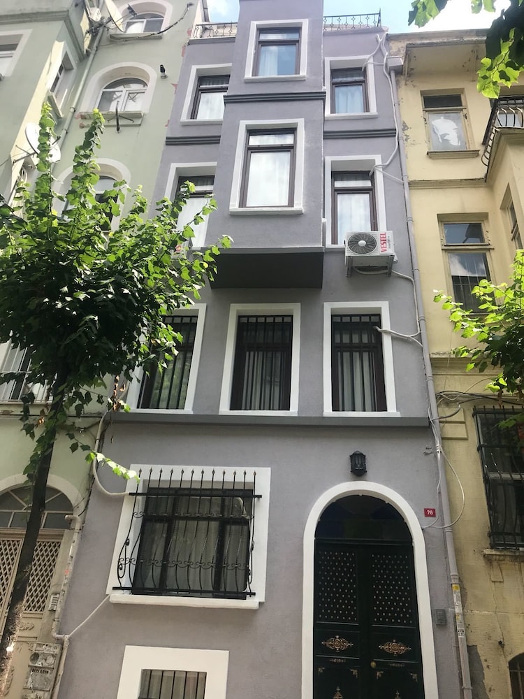 Taksim Aparts Roncalli