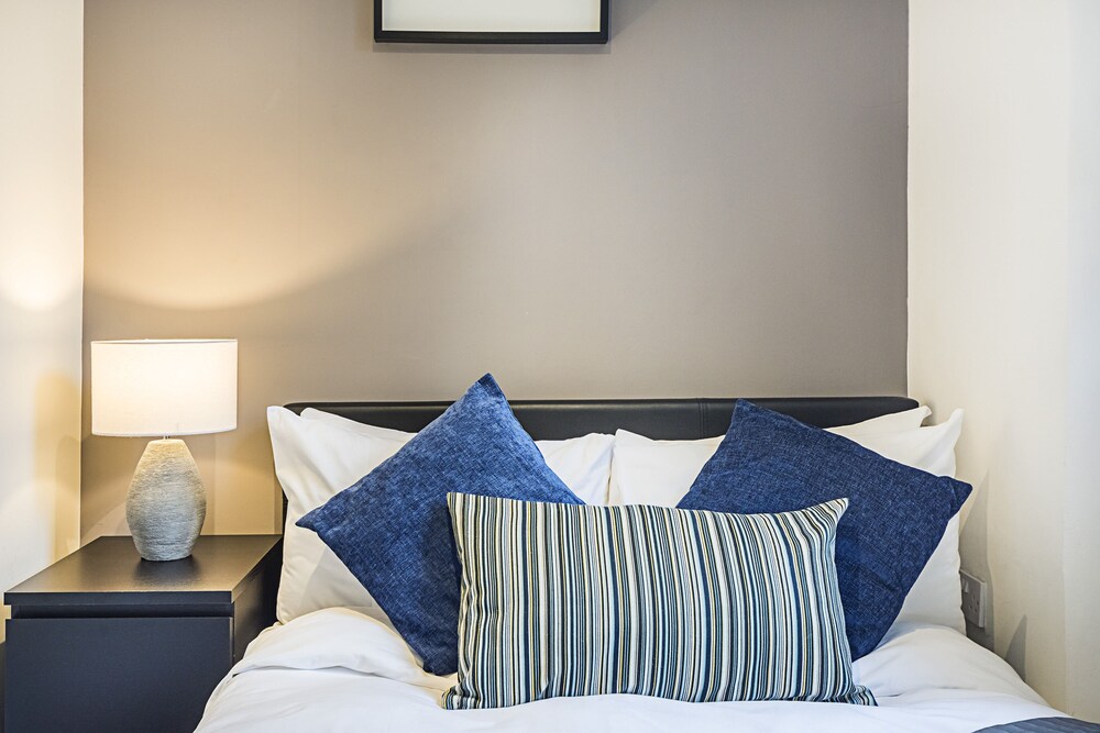 2Bed Apartment in Camden