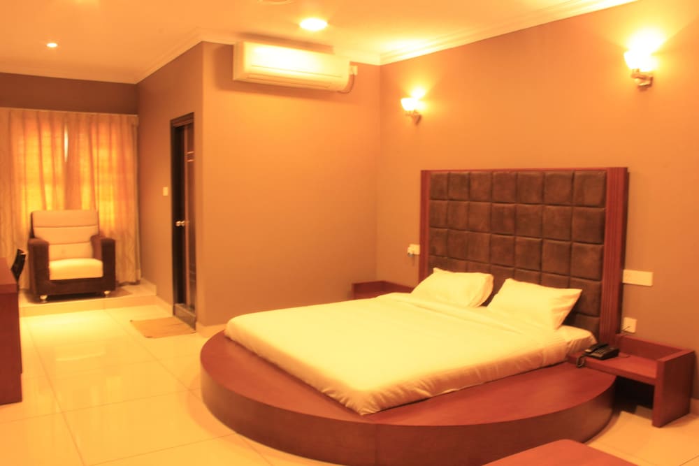 S S Residency