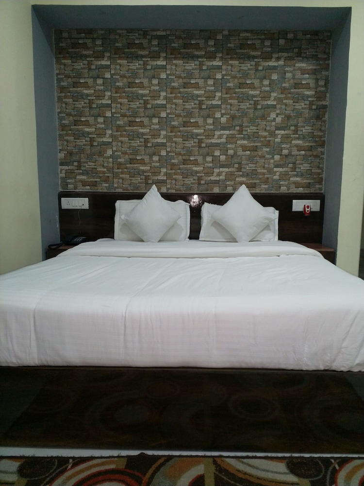 Tropical Suites