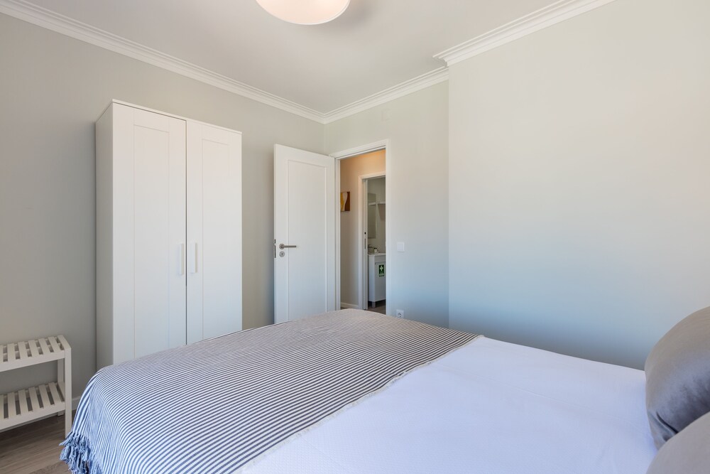 Vista Mare Beach Apartments By Porto City Hosts