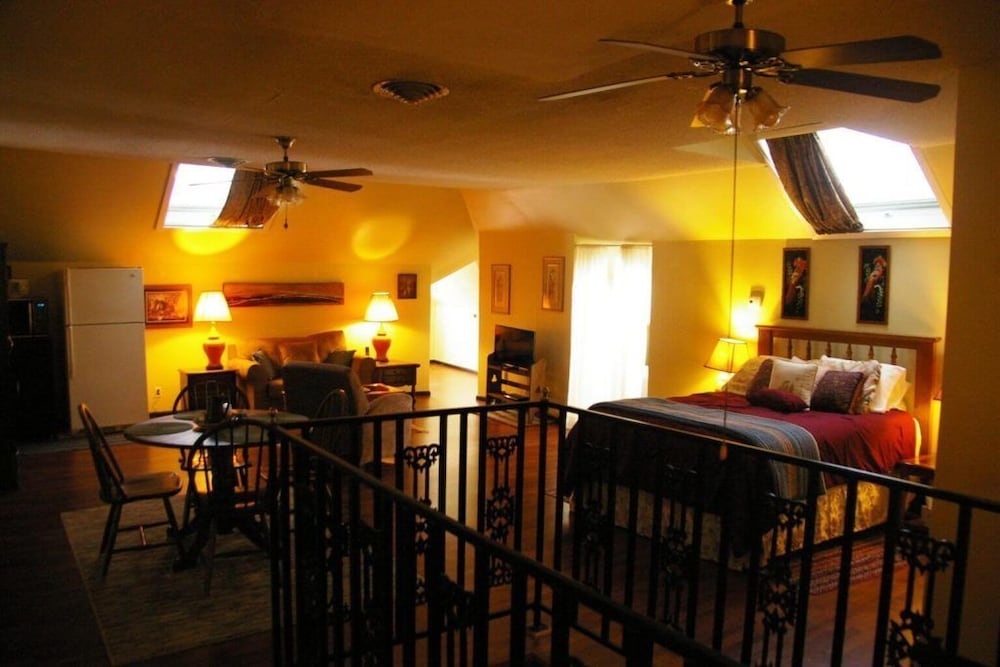 Home Sweet Home Bed & Breakfast