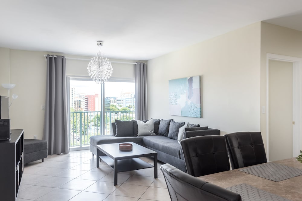 Coral Way by GWC